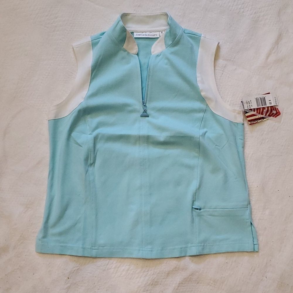 Bette & Court women's medium  light aqua blue sleeveless collar